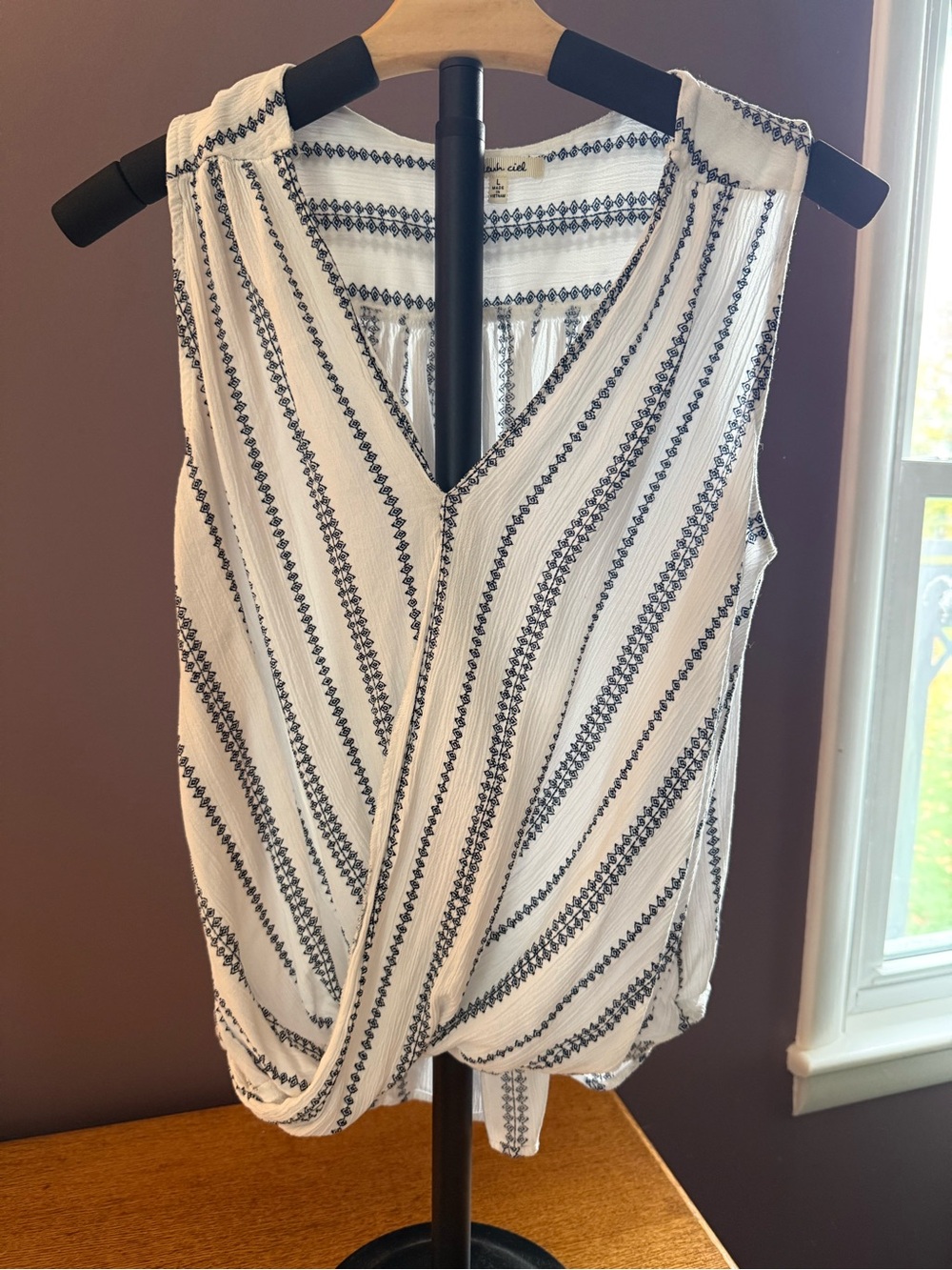 bleuh ciel White Sleeveless V-Neck Top with Navy Stripes